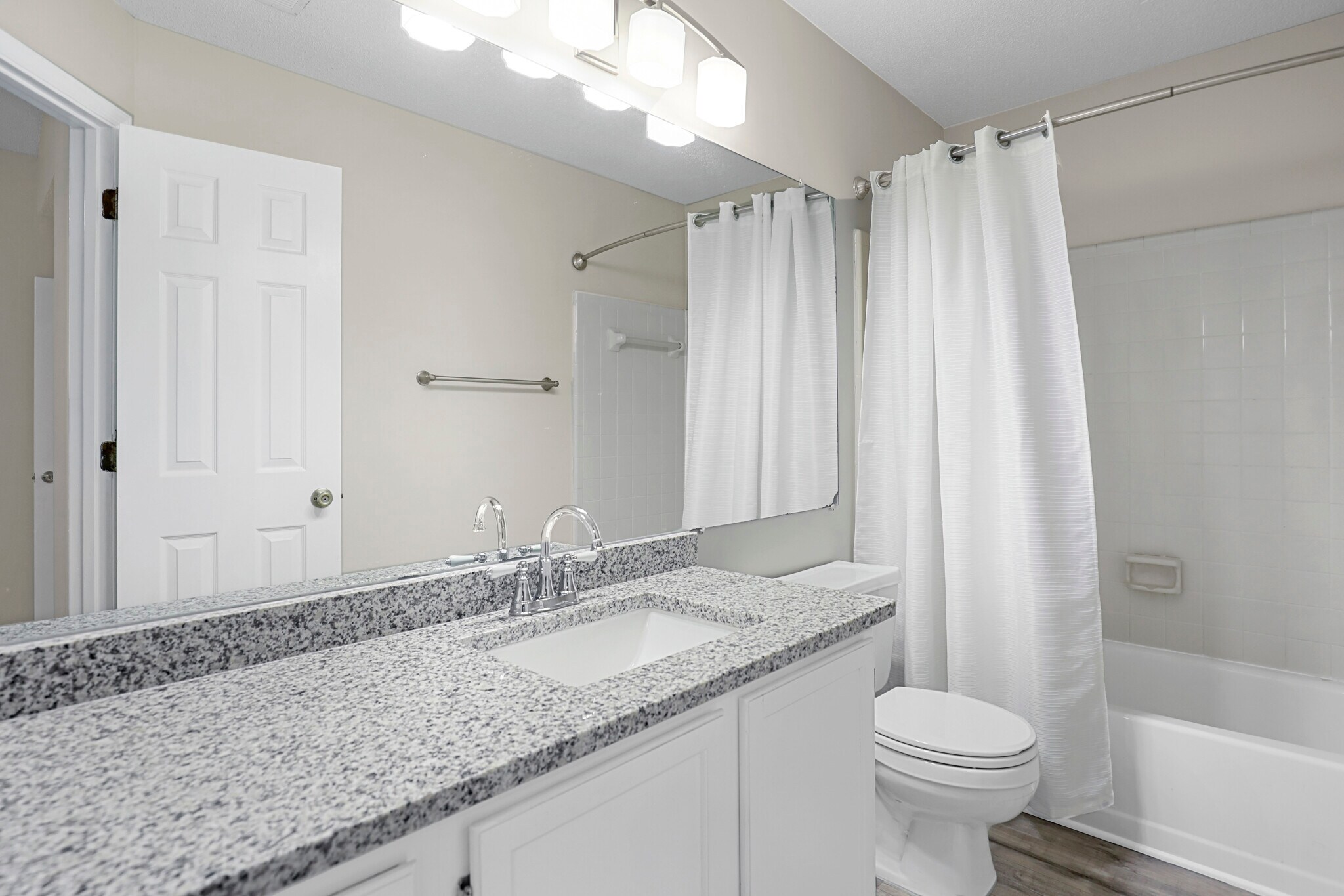 Building Photo - 903 Wentworth Ct