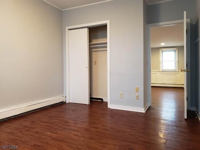 Building Photo - 16 W Somerset St