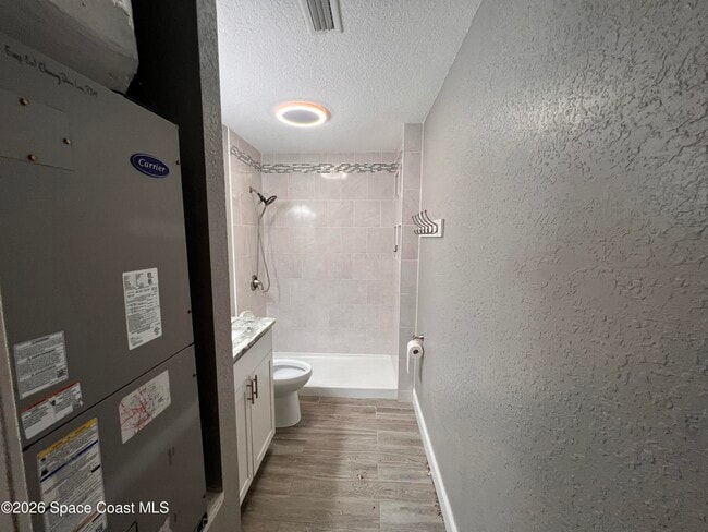 Building Photo - 741 Frisco St SE