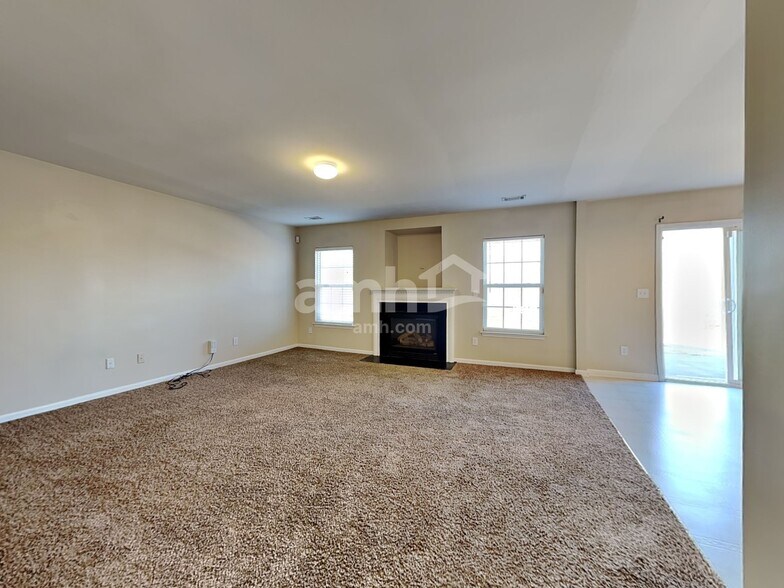 Building Photo - 206 Wild Dogwood Way