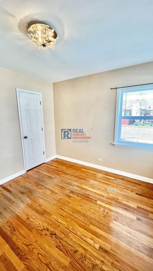 Building Photo - 475 Osceola St