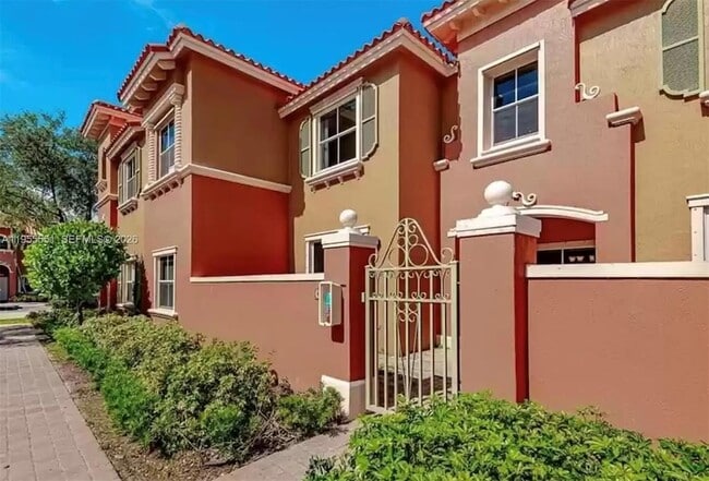 Building Photo - 611 SW 107th Ave