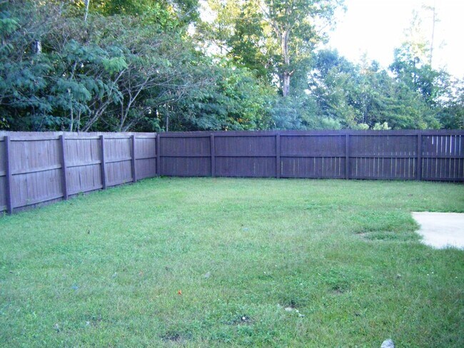 Building Photo - 1235 Helms Rd