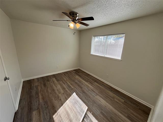 Building Photo - 824 Johnnie Row