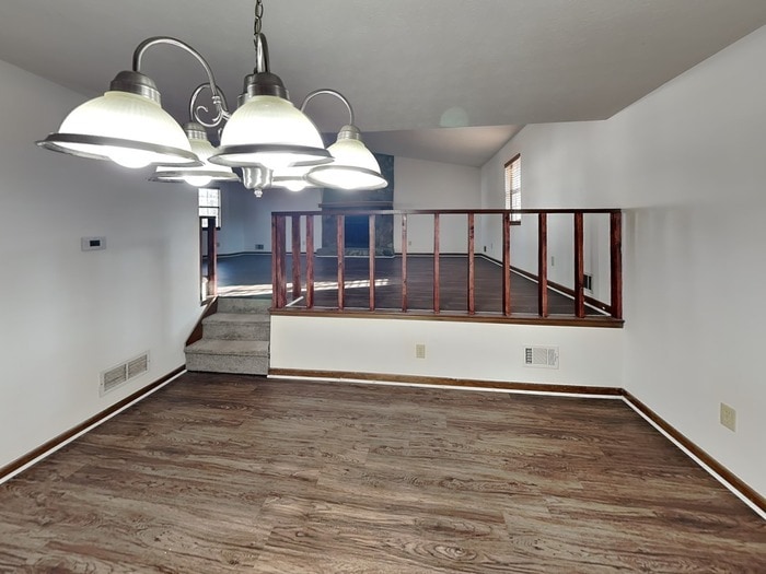 Building Photo - 7319 Exeter Ct