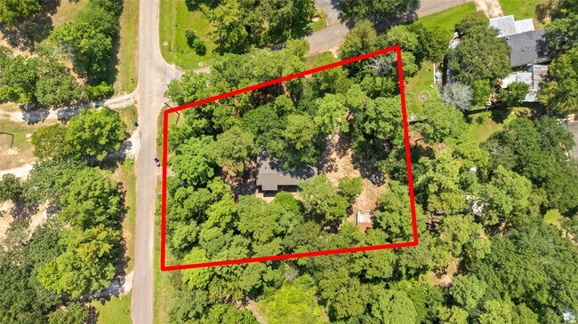 Building Photo - 27607 Decker Woods Dr