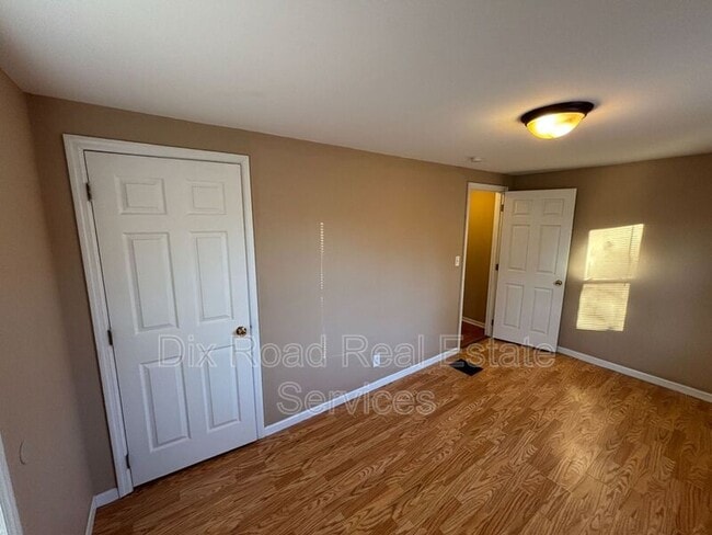 Building Photo - 348 Chase Ave