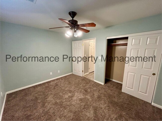 Building Photo - 7011 Crossroads Dr