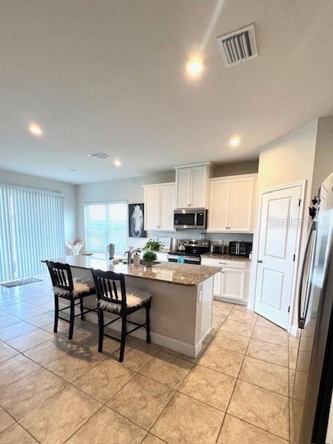 Building Photo - 8351 Greenway Ave