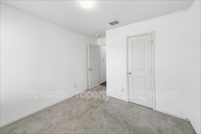 Building Photo - 14421 Artisan Dr