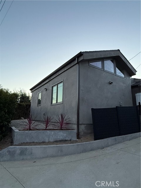 Building Photo - 551 C. Mayor