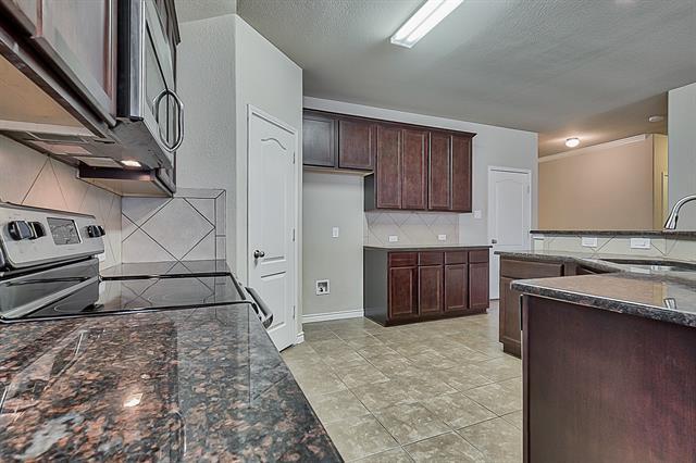 Building Photo - 1529 Castle Creek Dr