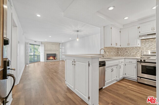 Building Photo - 8600 Tuscany Ave