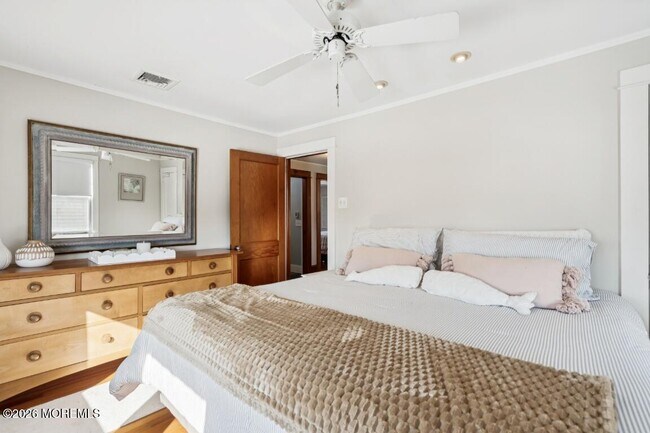 Building Photo - 54 Osborne Ave