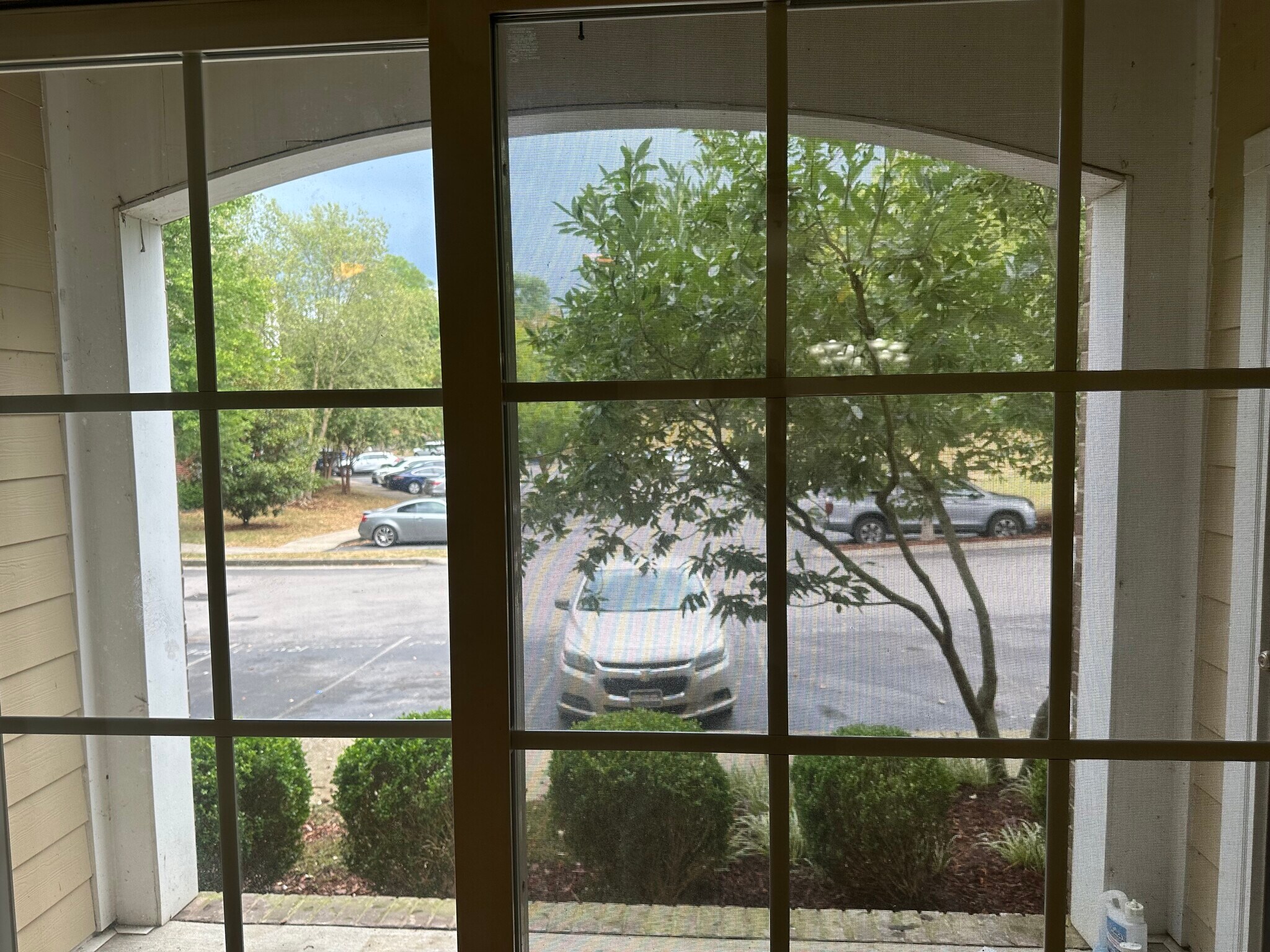 Building Photo - 4844 Bevendean Dr