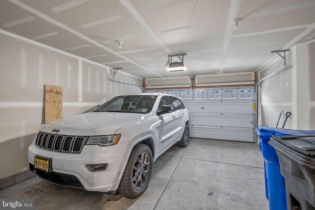 Building Photo - 29 Sister's Farmstead Rd