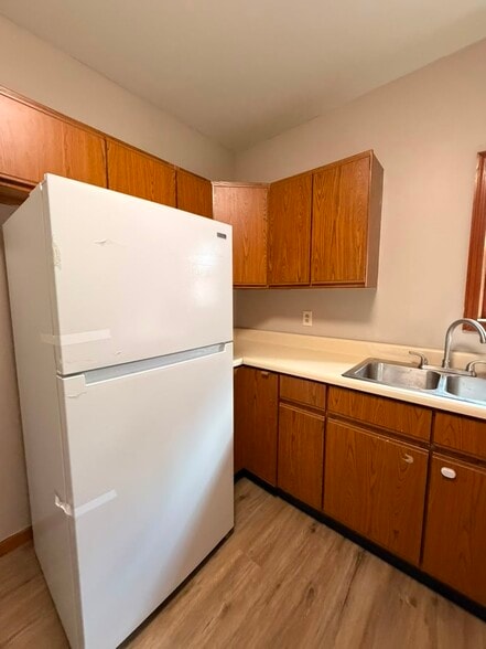 Building Photo - 373 3rd St