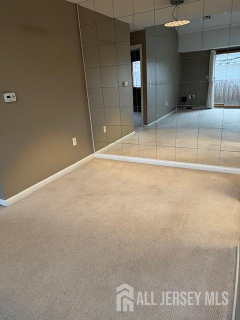 Building Photo - 1608 Ravens Crest Dr