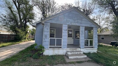 Building Photo - $1075 - 3 bed 1 bath - Single Family Home