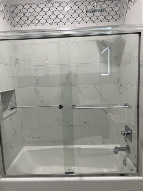 Building Photo - 1426 E Florida St