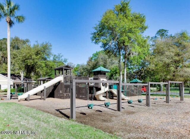 Building Photo - 341 S Mill View Way