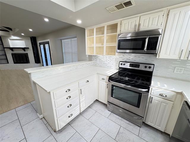 Building Photo - 901 Fiero Dr