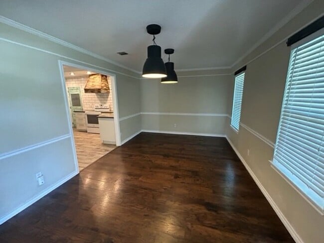 Building Photo - Farmhouse Vibes in Robinson Texas