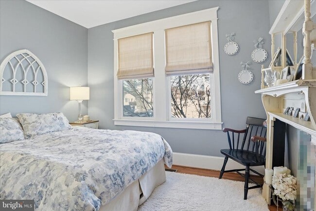 Building Photo - 511 N Fillmore St