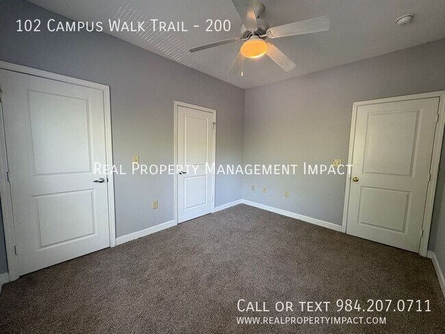 Building Photo - 102 Campus Walk Trl