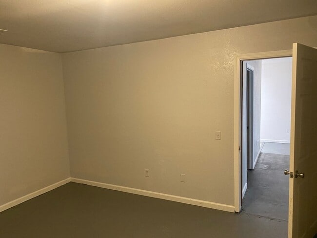 Building Photo - 18437 Cardinal Ln
