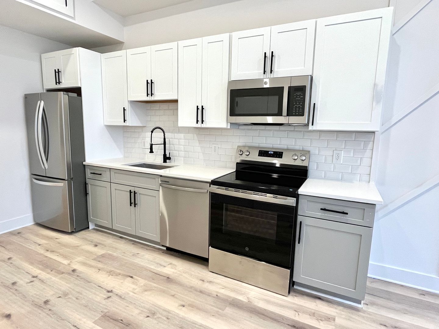 Building Photo - 1802 11th St NW