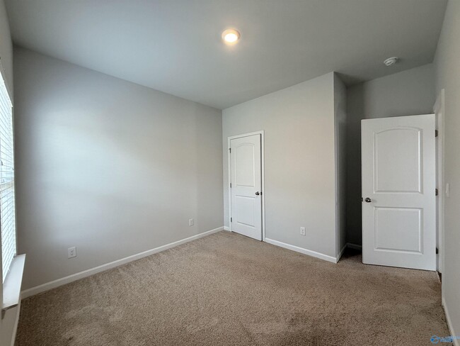 Building Photo - 7008 Nearpath Dr NW