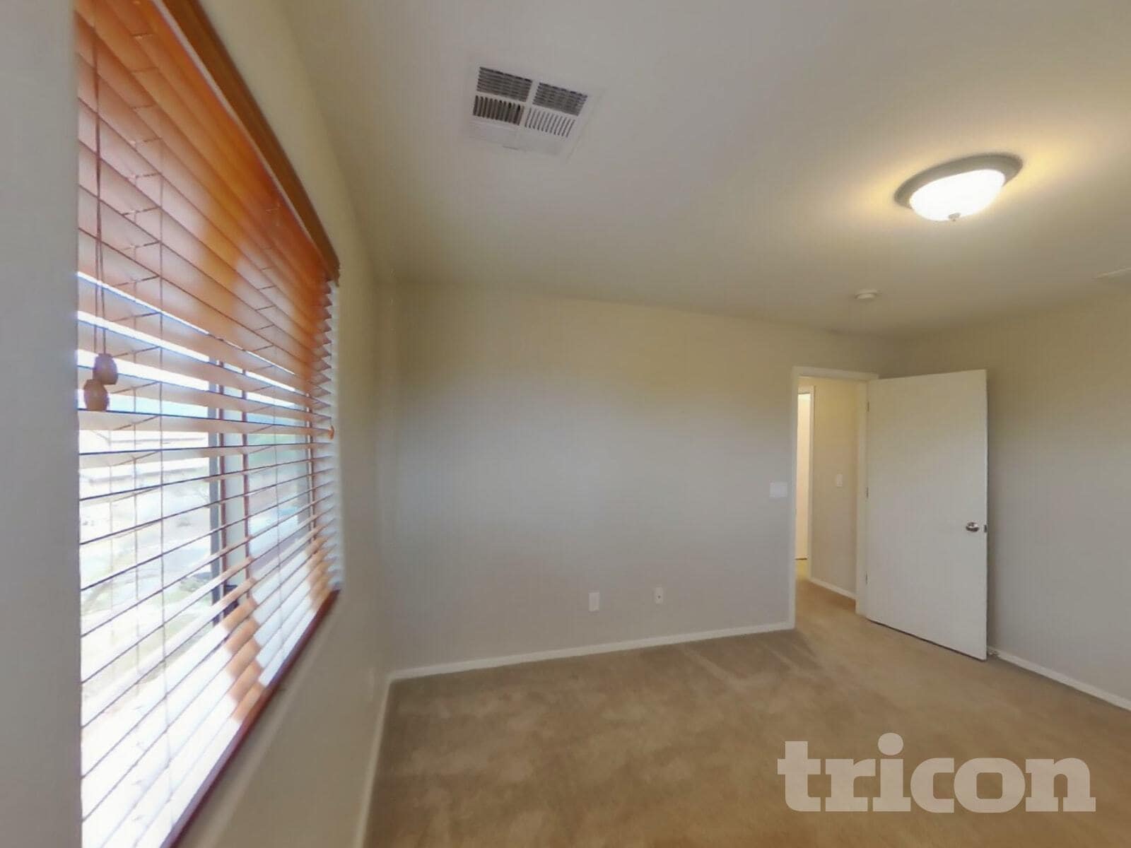 Building Photo - 4028 W Pedro Ln