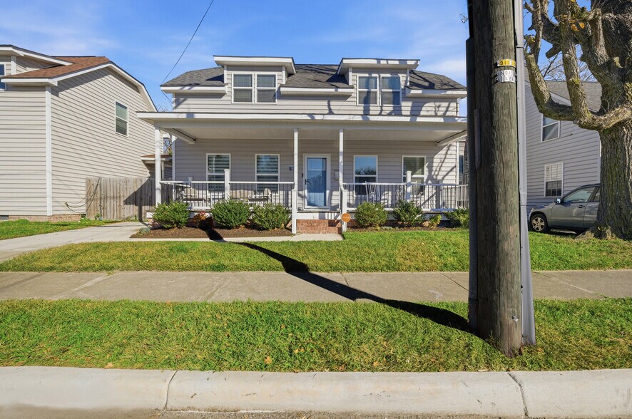 Building Photo - 16 Bagley St