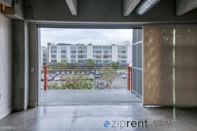 Building Photo - 1 br, 1 bath Condo - 4141 Glencoe Avenue, ...