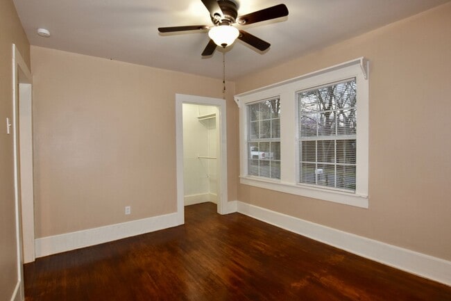 Building Photo - 1623 Texas St