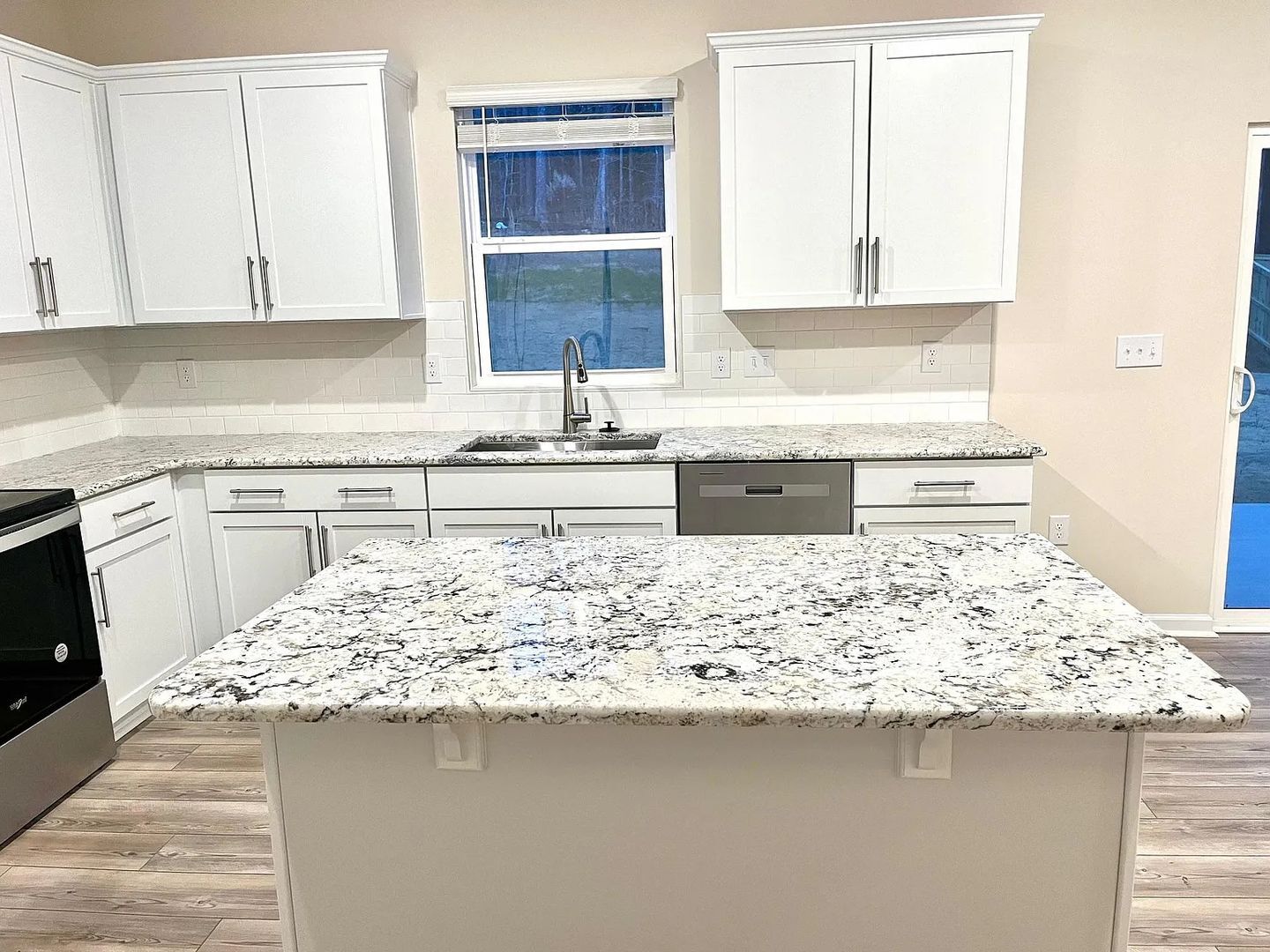 Building Photo - 1728 Arapahoe Ridge Dr