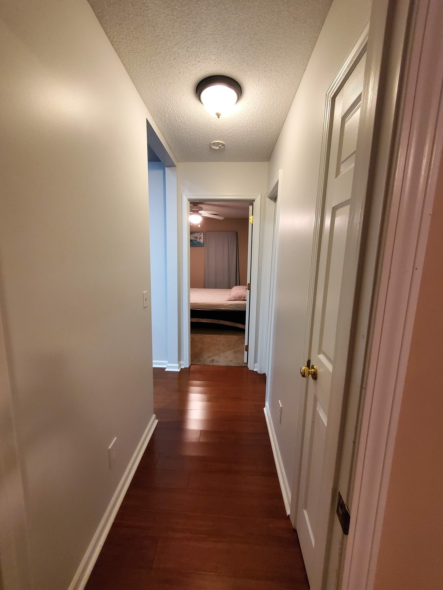 Building Photo - 6 Valley Glen Ct