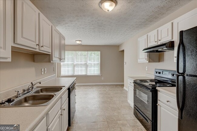 Building Photo - 1475 Trafalgar Way