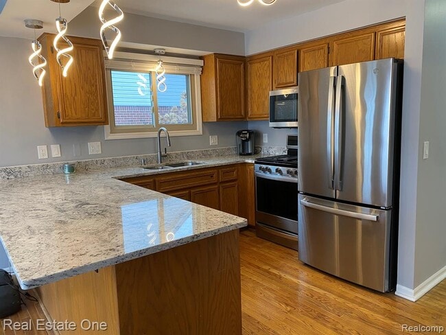 Building Photo - 28772 Wales Dr