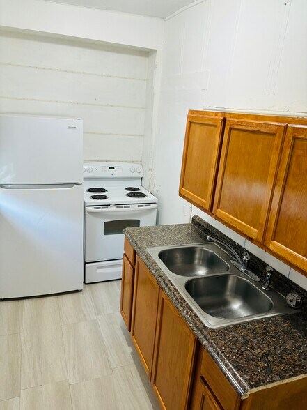 Building Photo - 1315 Kohler Ave