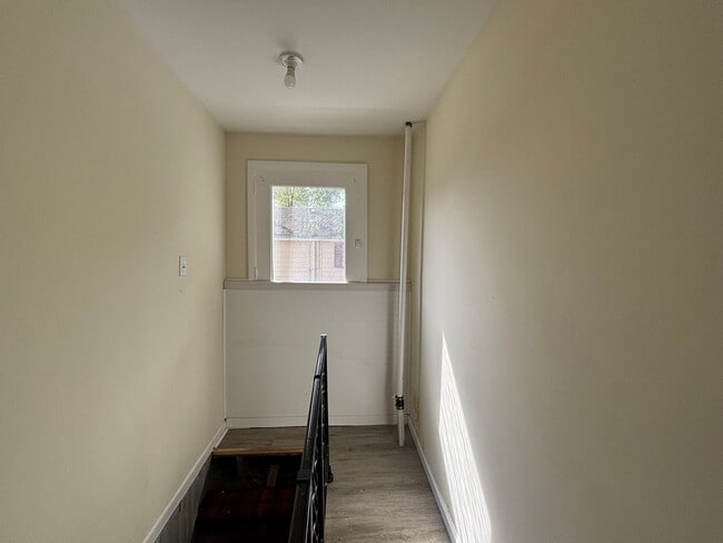Building Photo - Beautiful 2 Bedroom 1 Bathroom home in Bea...