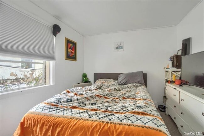 Building Photo - 78 Burd St