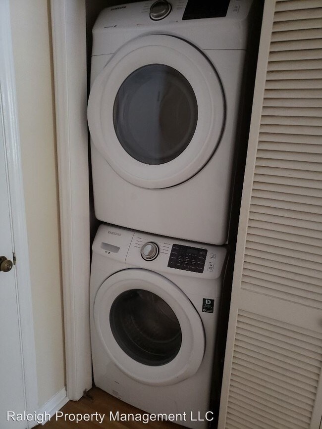 Building Photo - 6128 Spice Ridge Ln