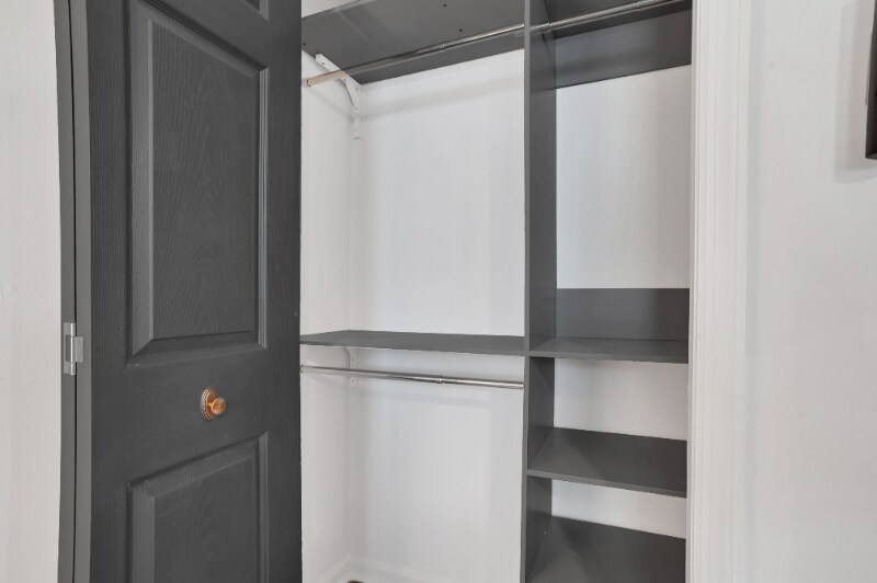 Building Photo - 121 W Hall St