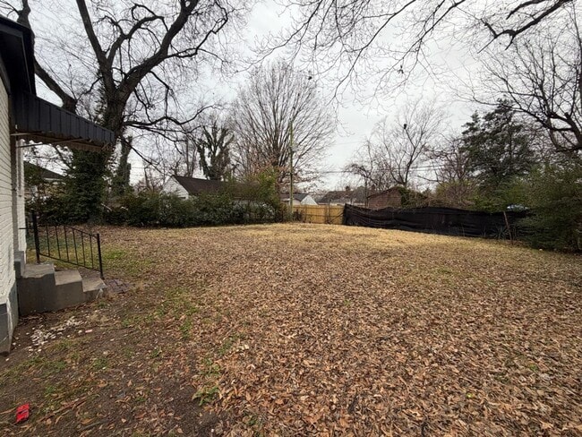 Building Photo - Charming 3-Bed, 1-Bath Home with Spacious Yard