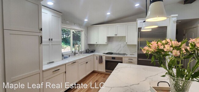 Building Photo - 3 br, 3 bath House - 20911 30th Dr SE