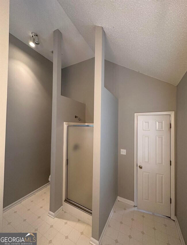 Building Photo - 6180 S Glenn Forest SW
