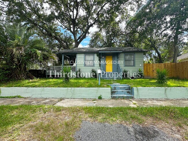Building Photo - 2508 Gilmore St