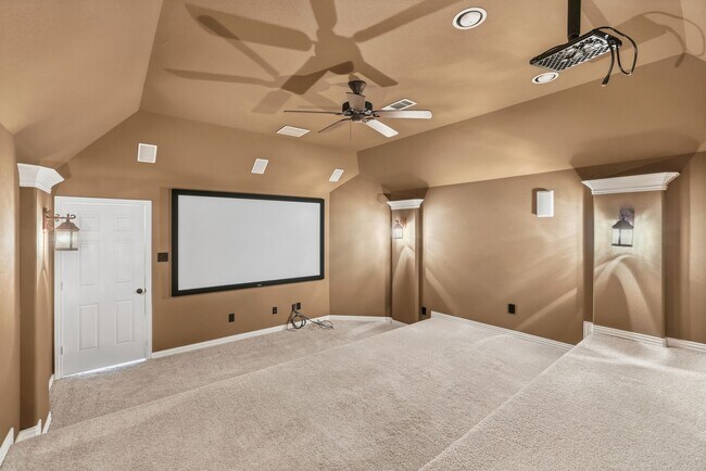 Building Photo - 25707 Pierrmont Ct